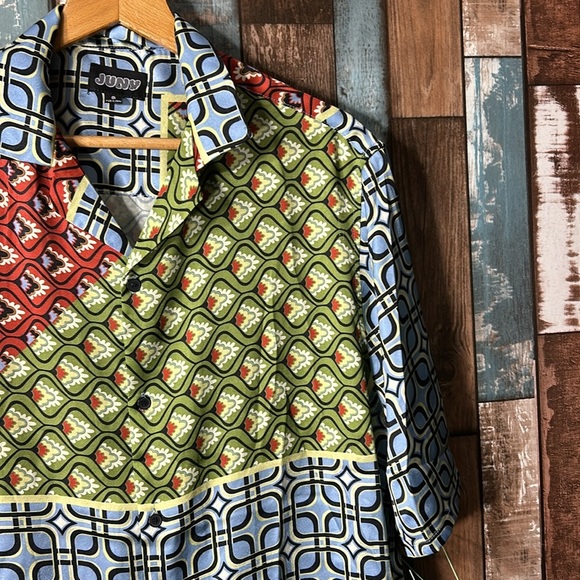 Juny small patterned button down short sleeve shirt - Picture 3 of 12